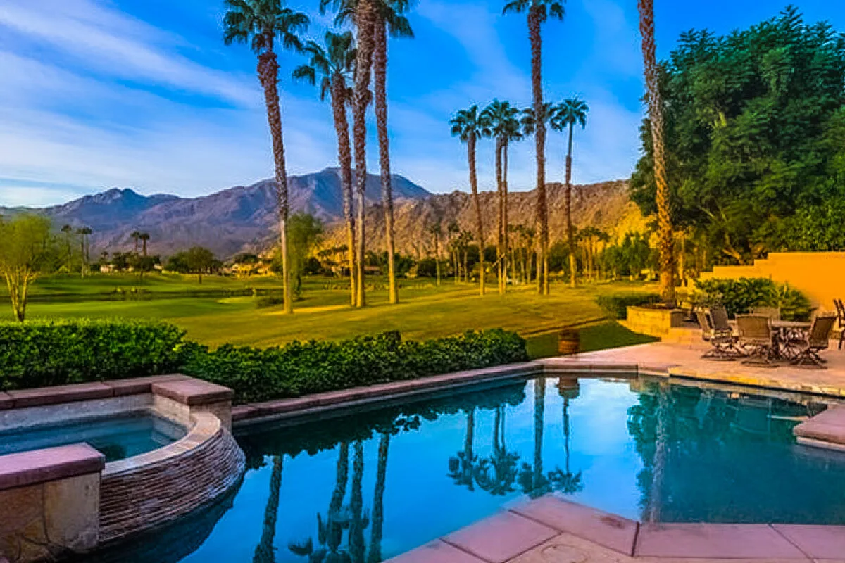 Escape to Luxury at PGA West-067092