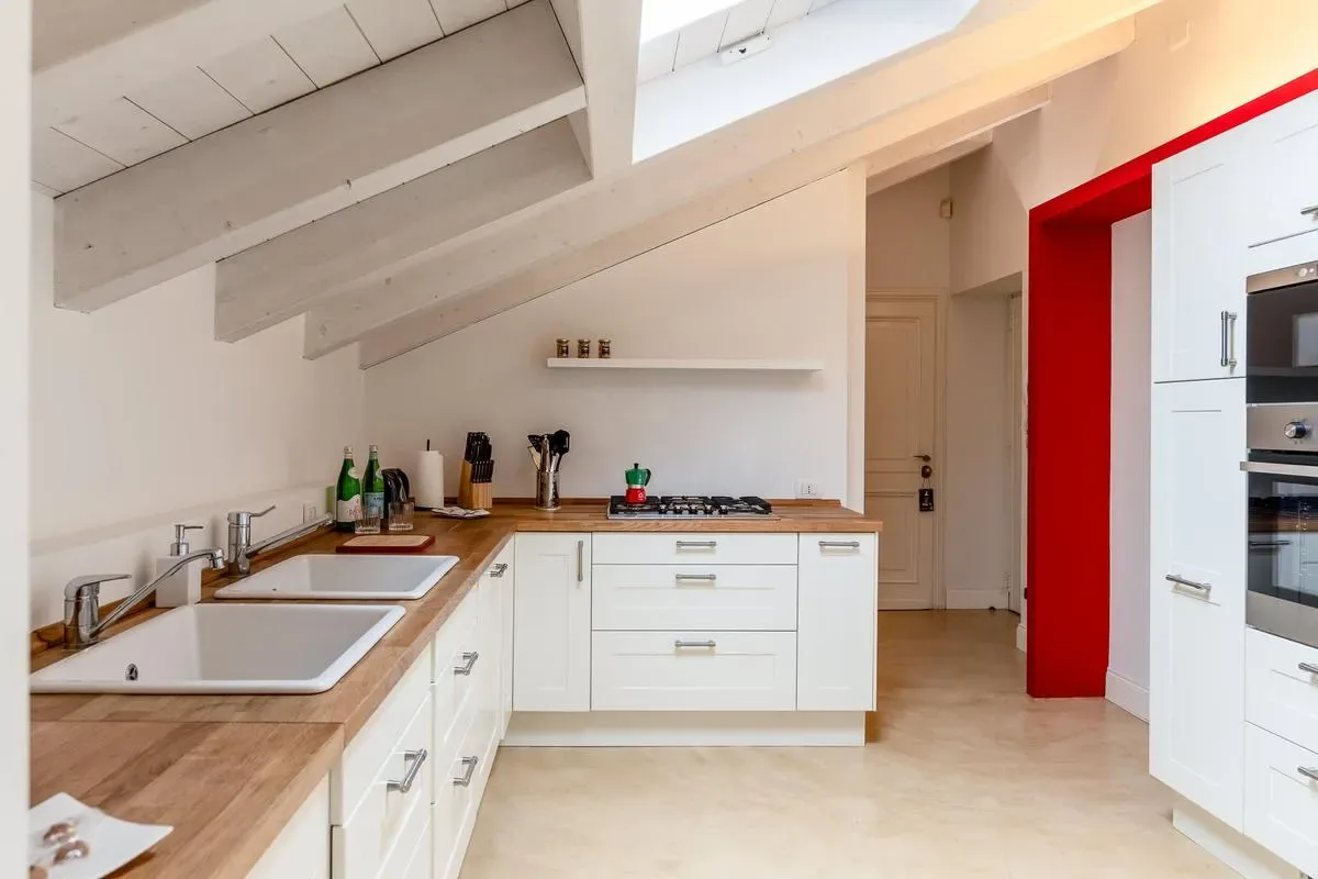 Beautiful 4BR House in Milan
