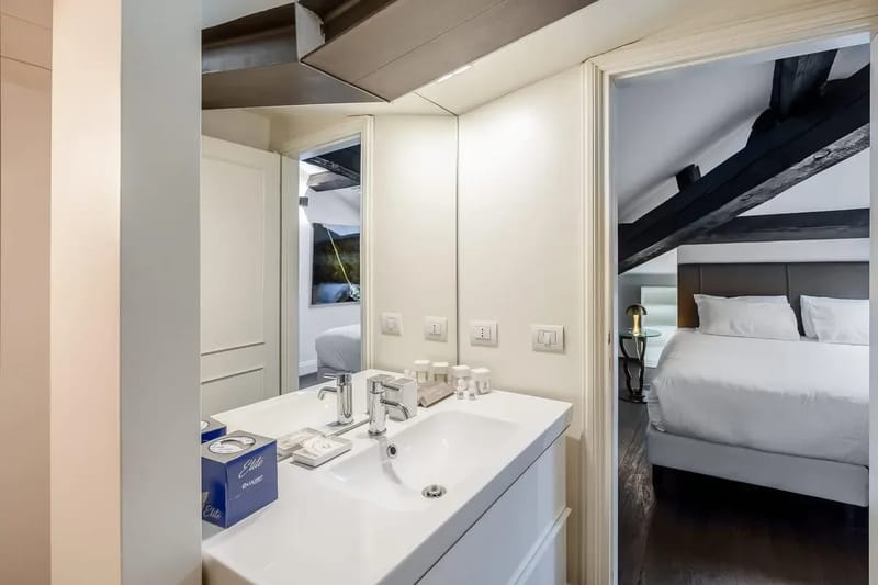 Beautiful 4BR House in Milan