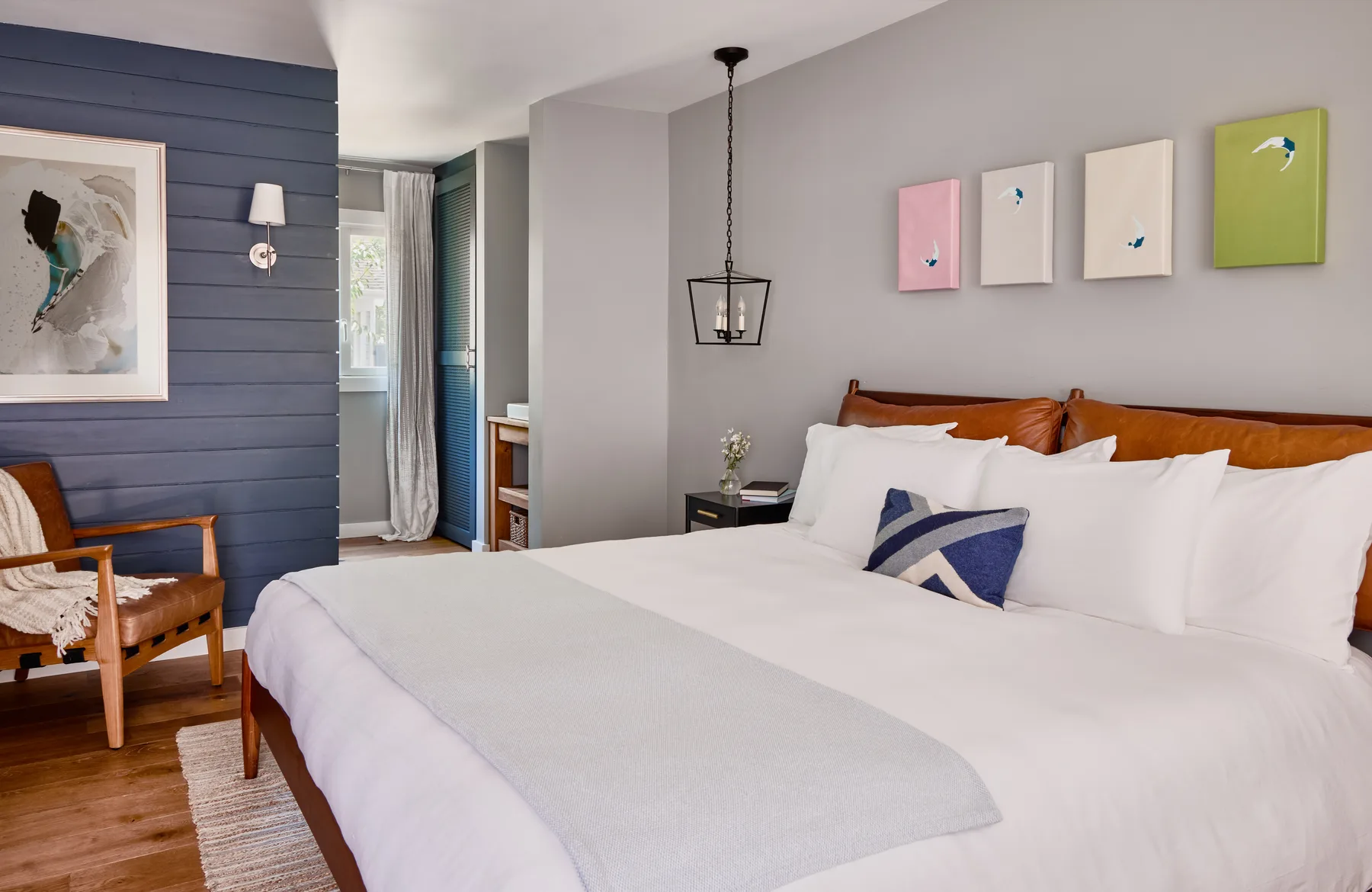 Hampton King room