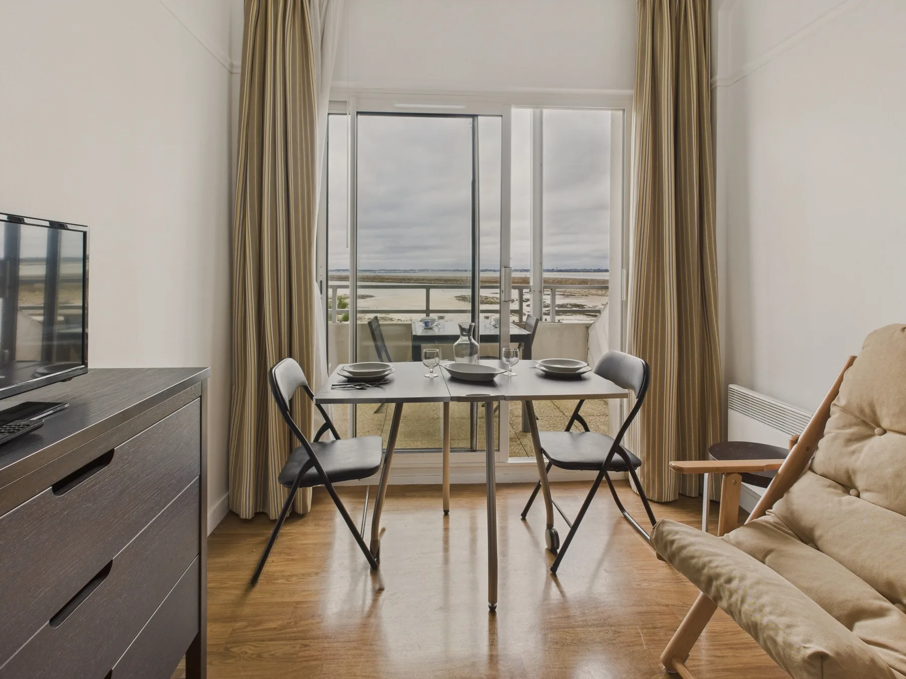 Studio property gallery photo
