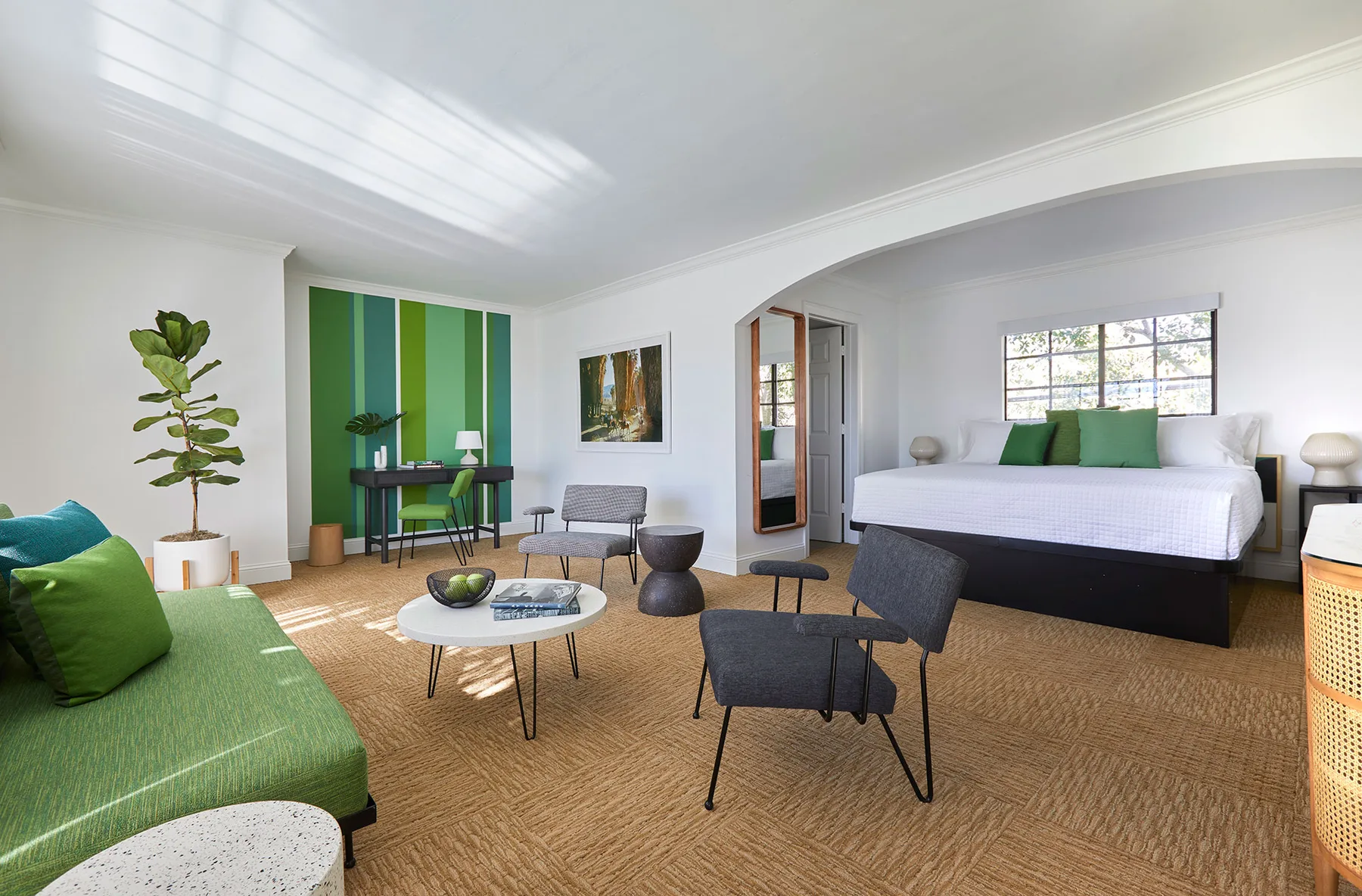 Suite junto a la piscina.