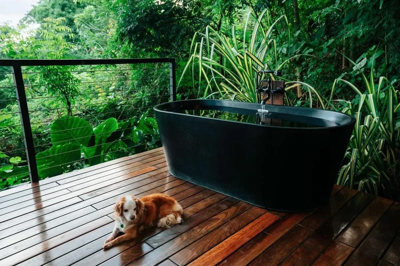 Stylish 1BR Hideout w/Jacuzzi near Playa Venao