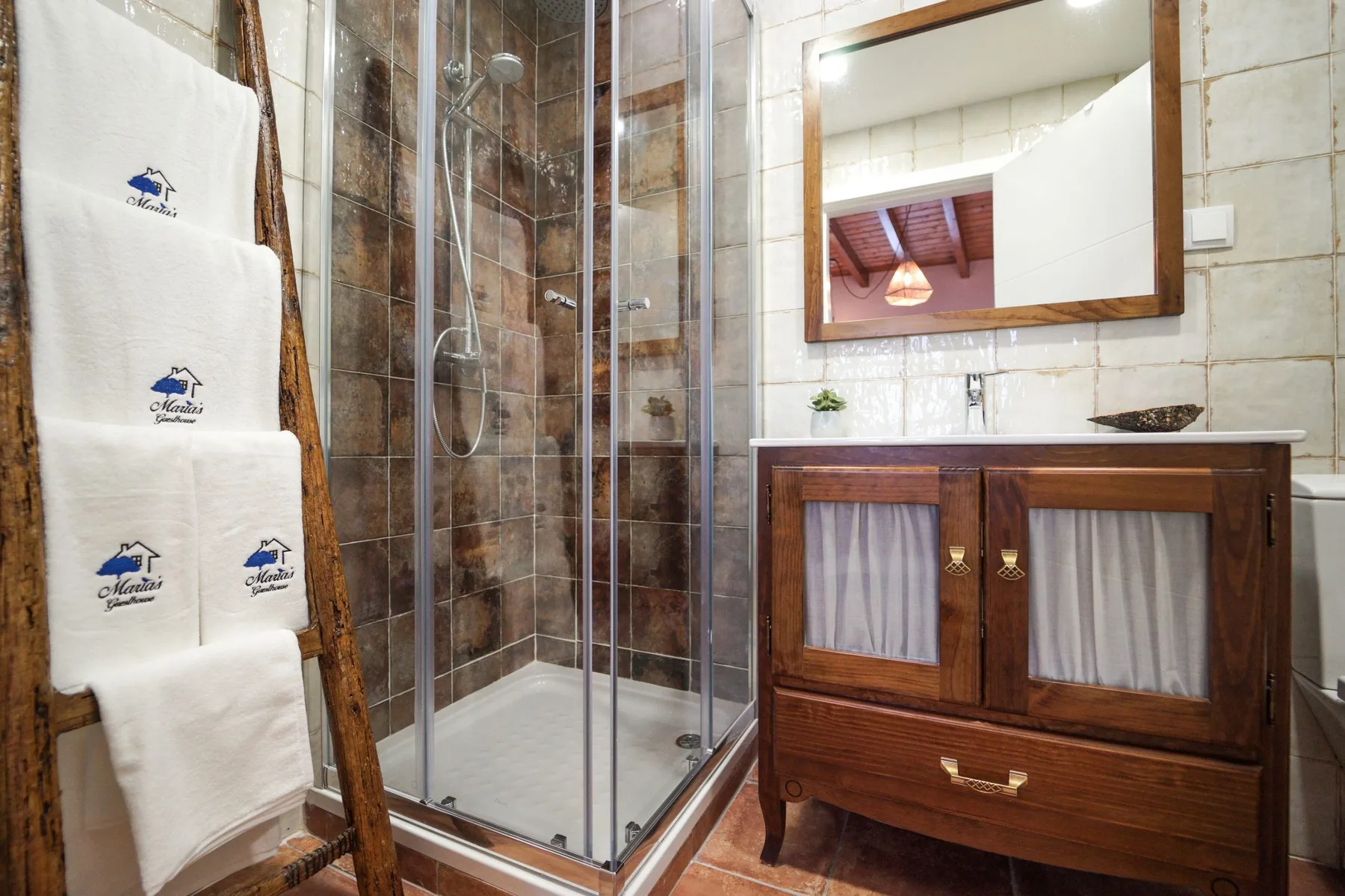 Al-Mutamid bathroom
