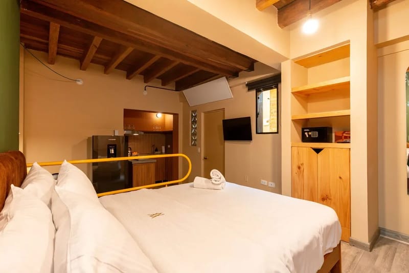 Compact 2BR in La Candelaria