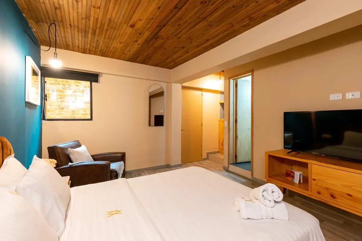 Compact 2BR in La Candelaria