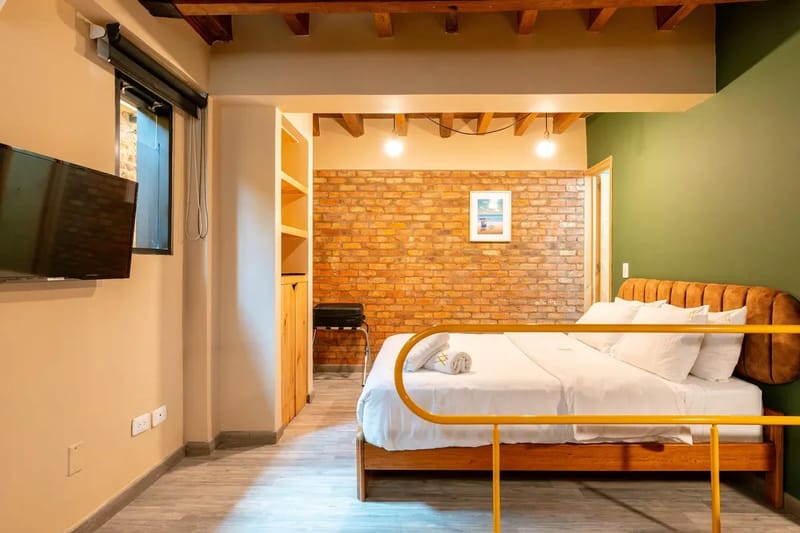 Compact 2BR in La Candelaria