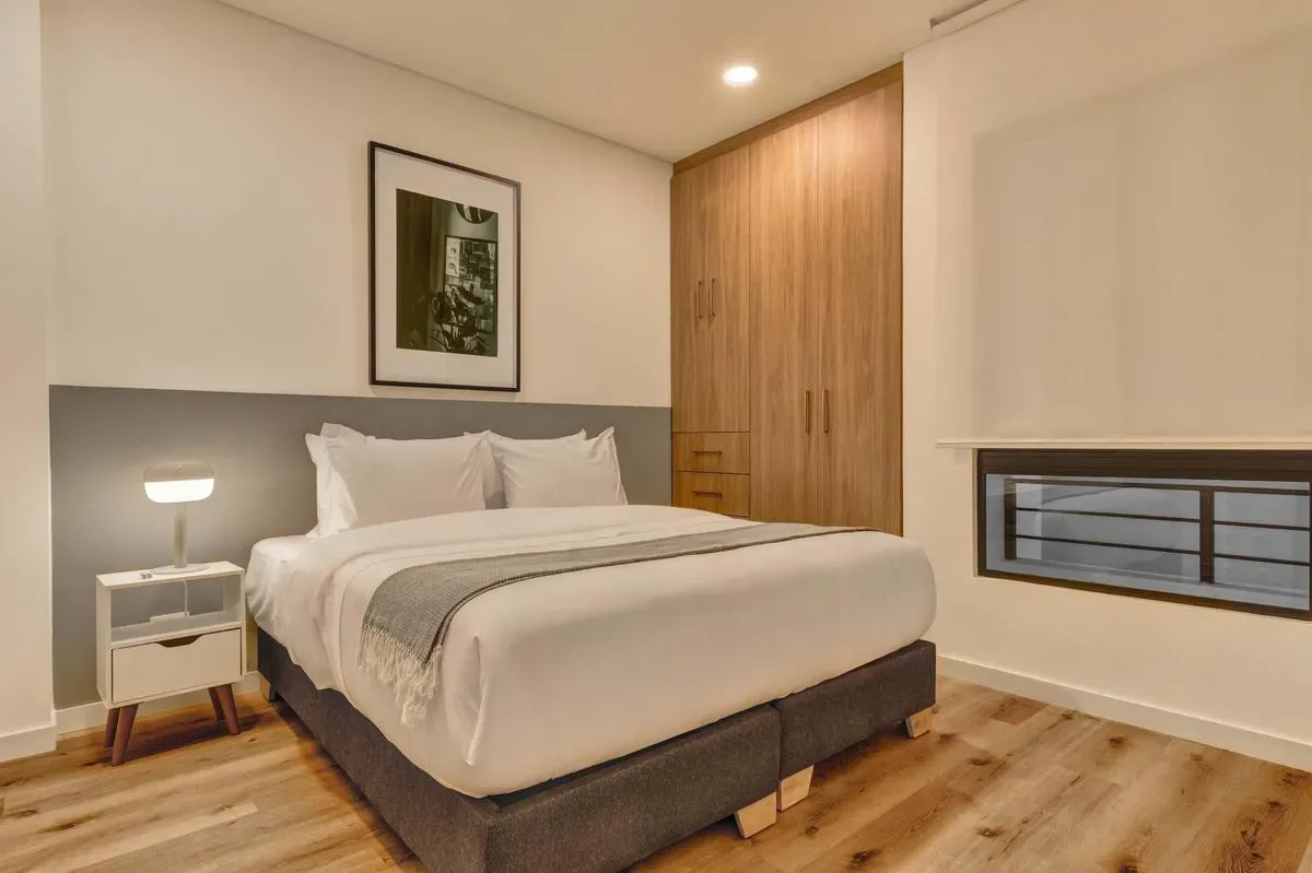 Amazing 2BR in Zona G w/ Balcony