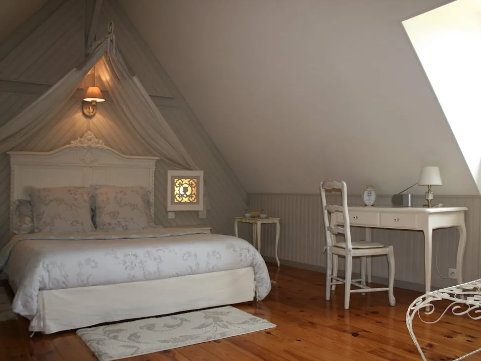 Romance room