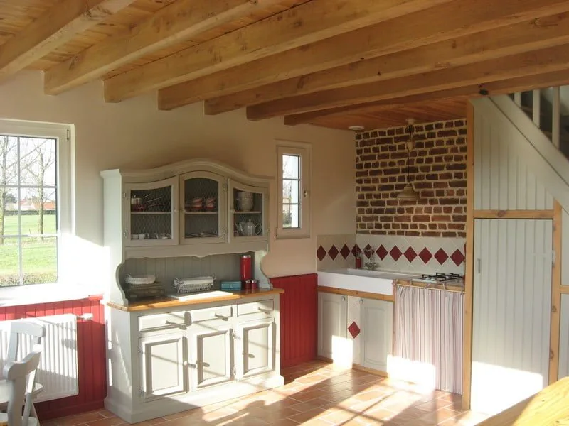 Kitchen available to guests