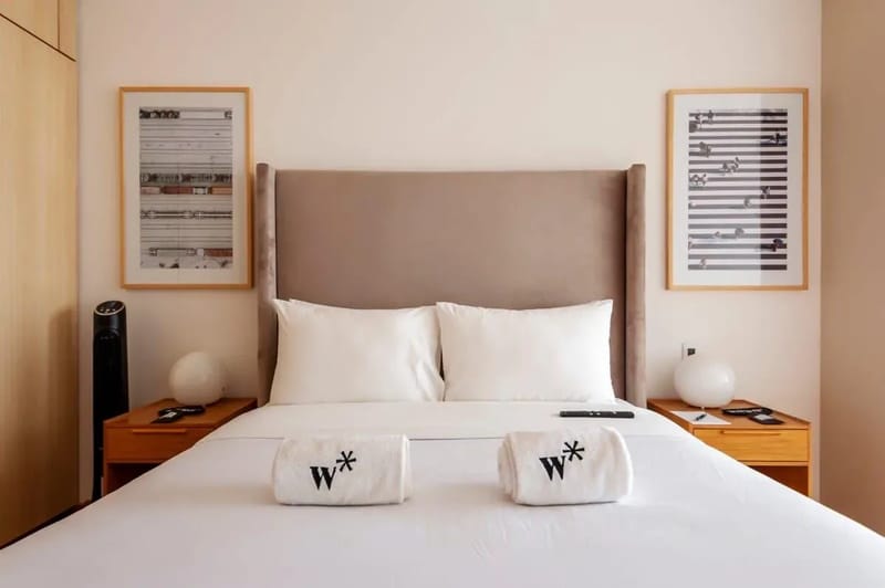 Deluxe 2BR w/ Pool & View in Condesa