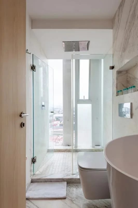Deluxe 2BR w/ Pool & View in Condesa
