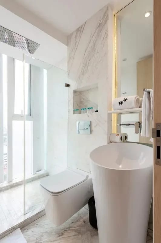 Deluxe 2BR w/ Pool & View in Condesa