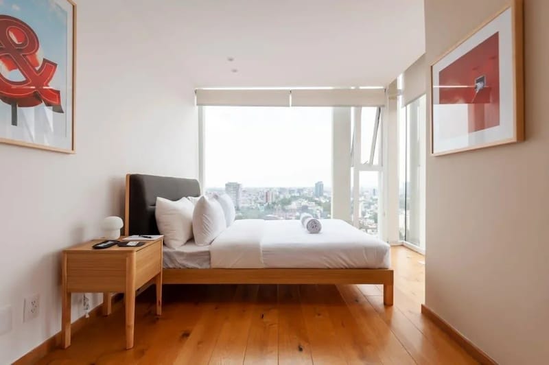 Deluxe 2BR w/ Pool & View in Condesa