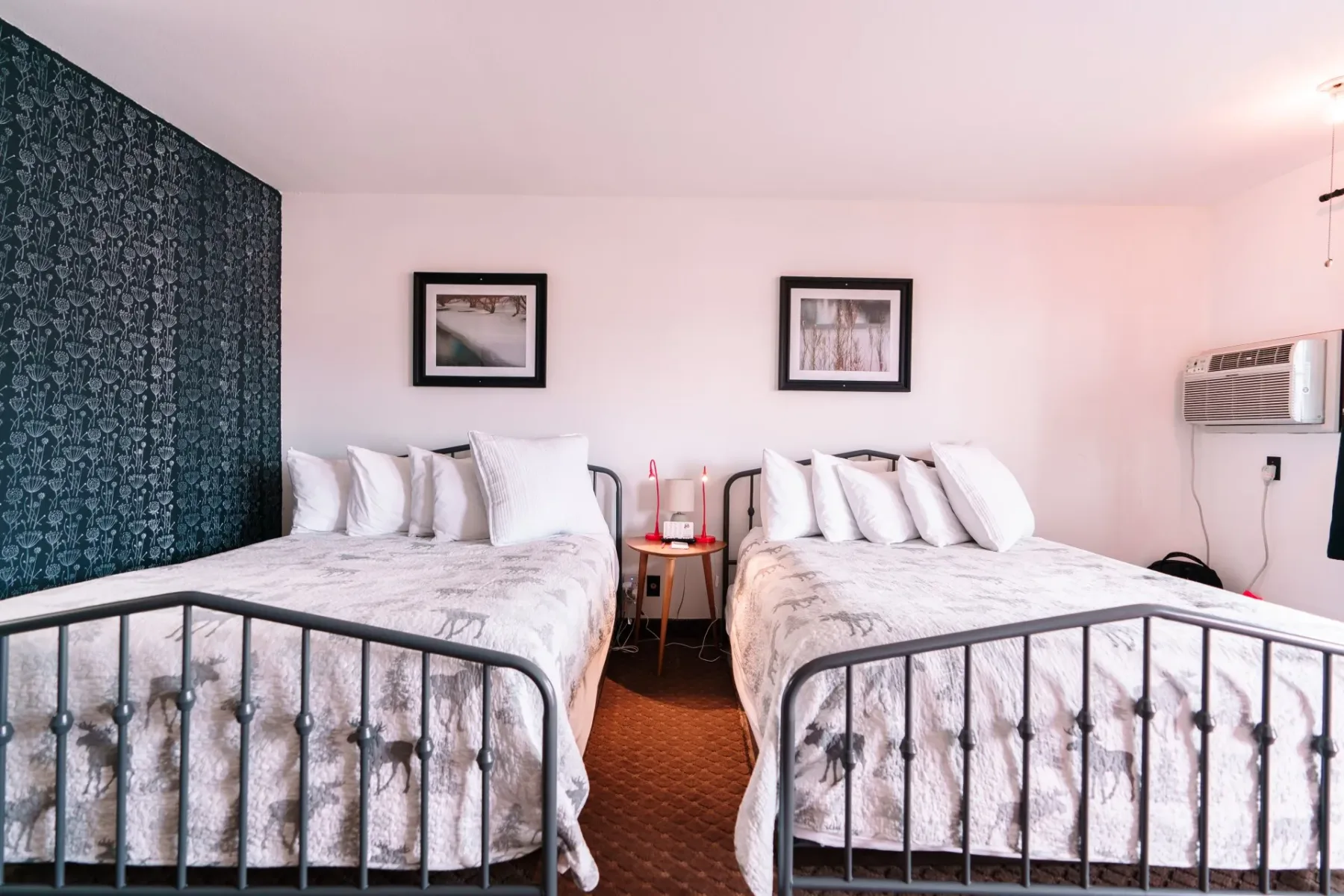 Chalet Inn
