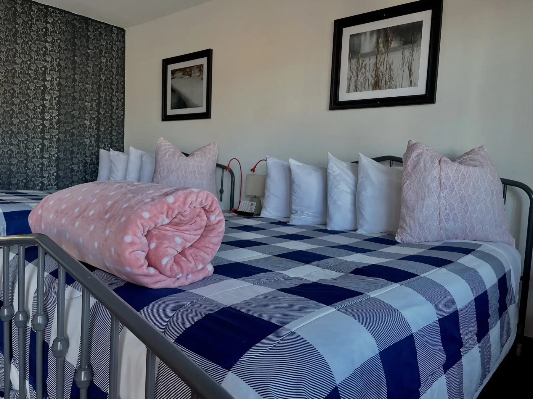 Chalet Inn