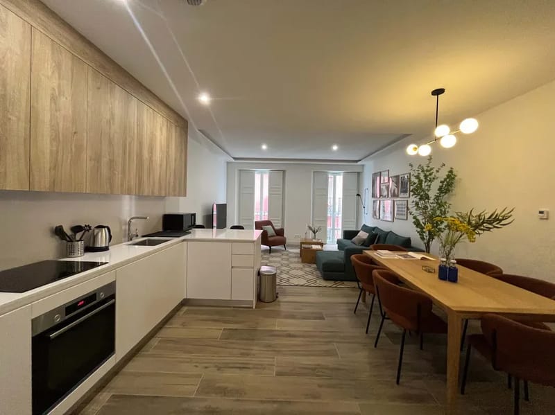 Impressive 3BR Sunny Terrace in Chueca