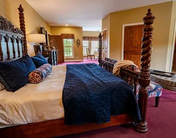 Arthur Suite bedroom