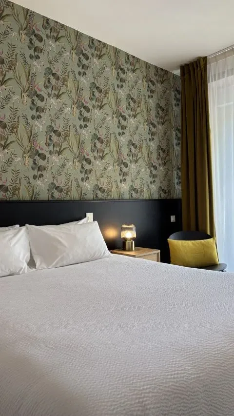 Hotel offers and stopover stays