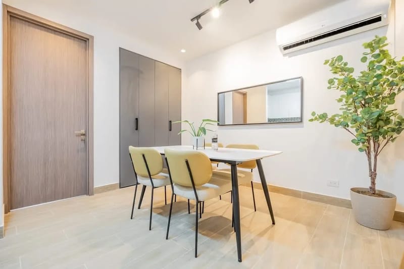Luxury 1BR in Casco Antiguo w/ Balcony
