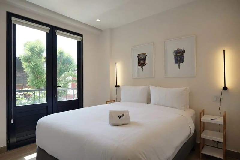 Luxury 1BR in Casco Antiguo w/ Balcony