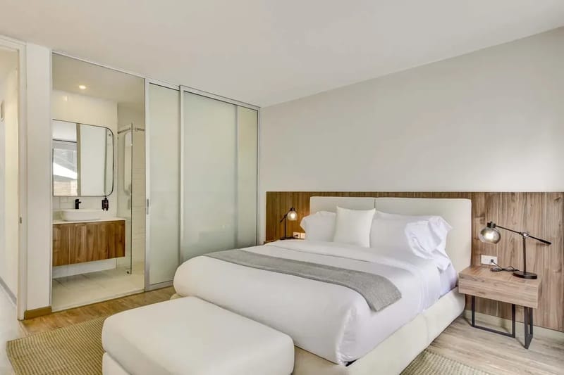 Deluxe 1BR Duplex in El Virrey w/ Terrace