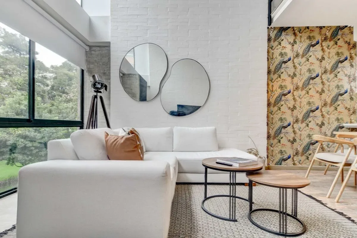 Deluxe 1BR Duplex in El Virrey w/ Terrace