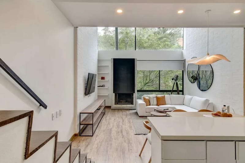 Deluxe 1BR Duplex in El Virrey w/ Terrace