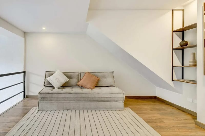 Deluxe 1BR Duplex in El Virrey w/ Terrace