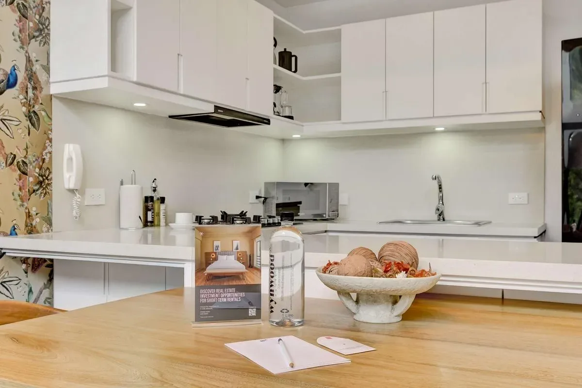 Deluxe 1BR Duplex in El Virrey w/ Terrace