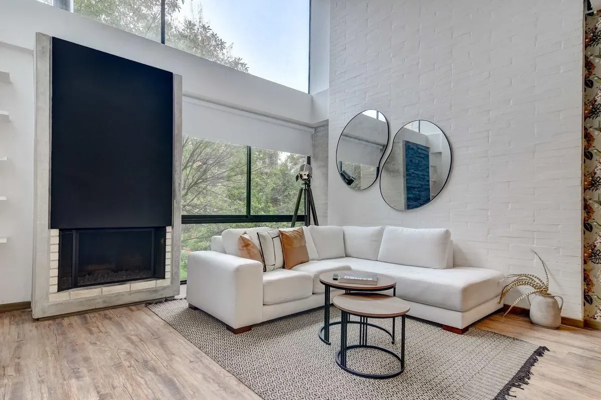 Deluxe 1BR Duplex in El Virrey w/ Terrace