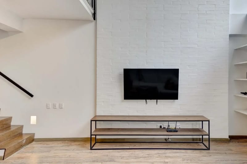 Deluxe 1BR Duplex in El Virrey w/ Terrace