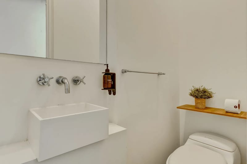 Deluxe 1BR Duplex in El Virrey w/ Terrace