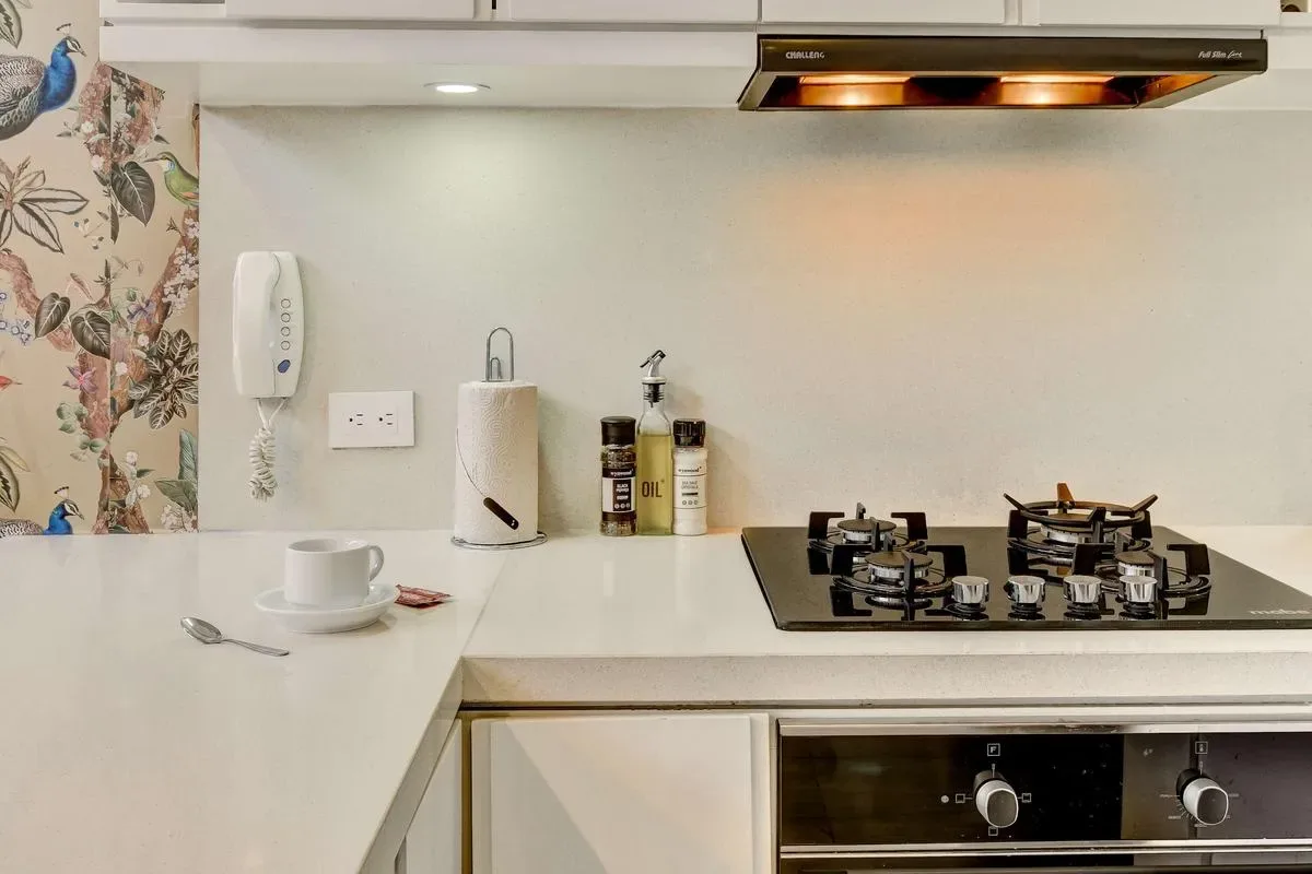 Deluxe 1BR Duplex in El Virrey w/ Terrace