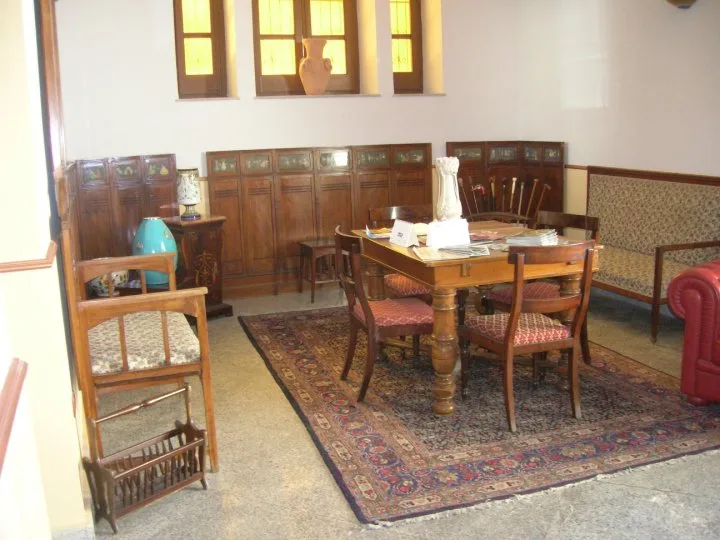 Small meeting room