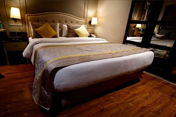 Elite Room