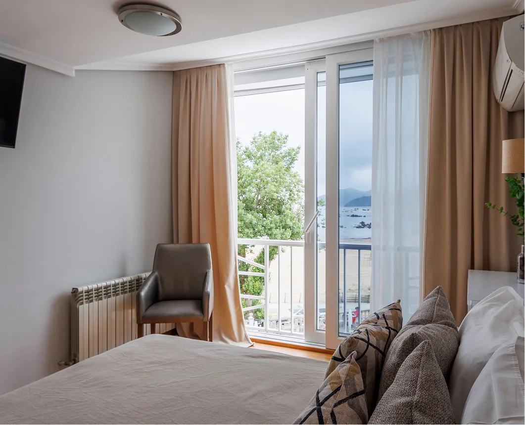 Sea-view room