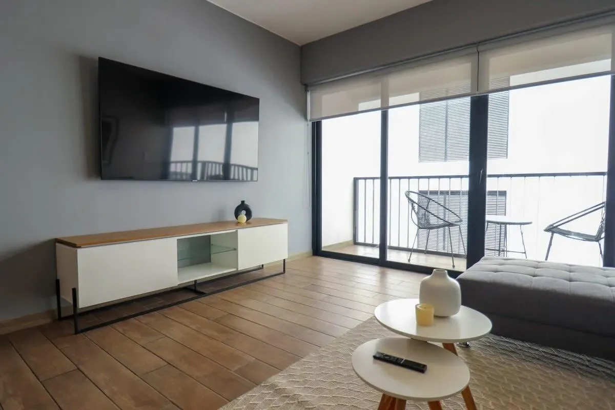 Eclectic 2BR in the Heart of Miraflores