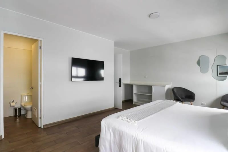 Eclectic 2BR in the Heart of Miraflores