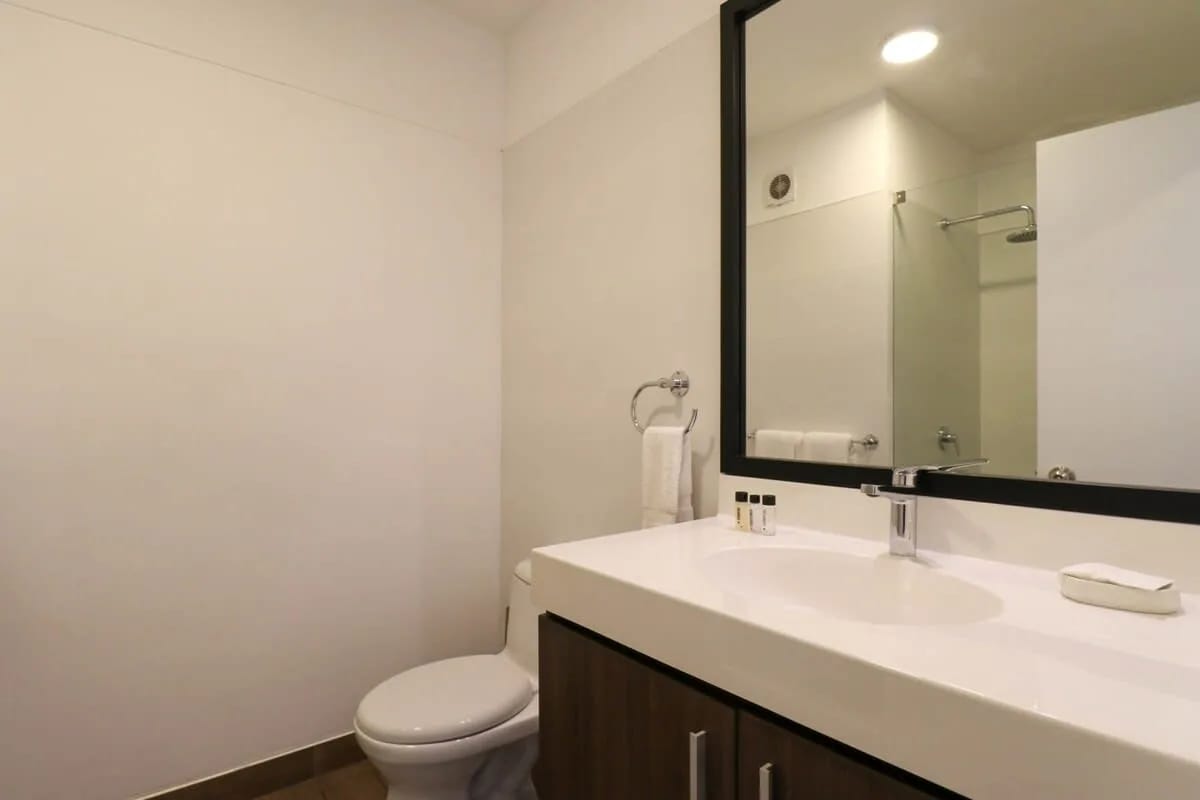 Eclectic 2BR in the Heart of Miraflores