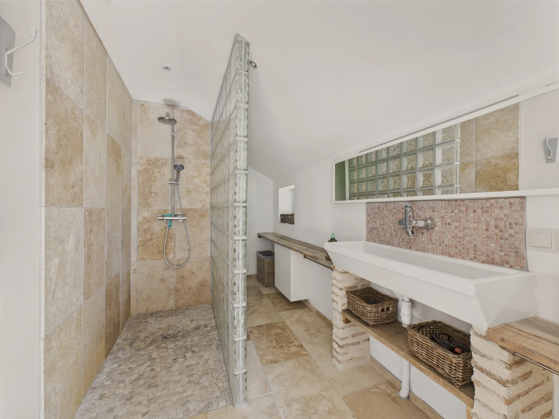 Casa en Fossemagne — casa de labranza renovada