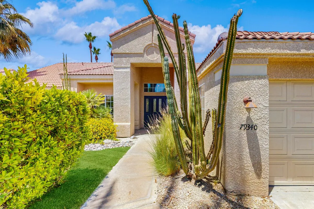 Topaz at La Quinta