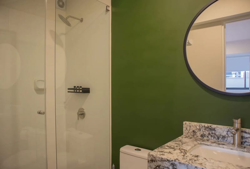 Prime 2BR w/ Balcony in Miraflores