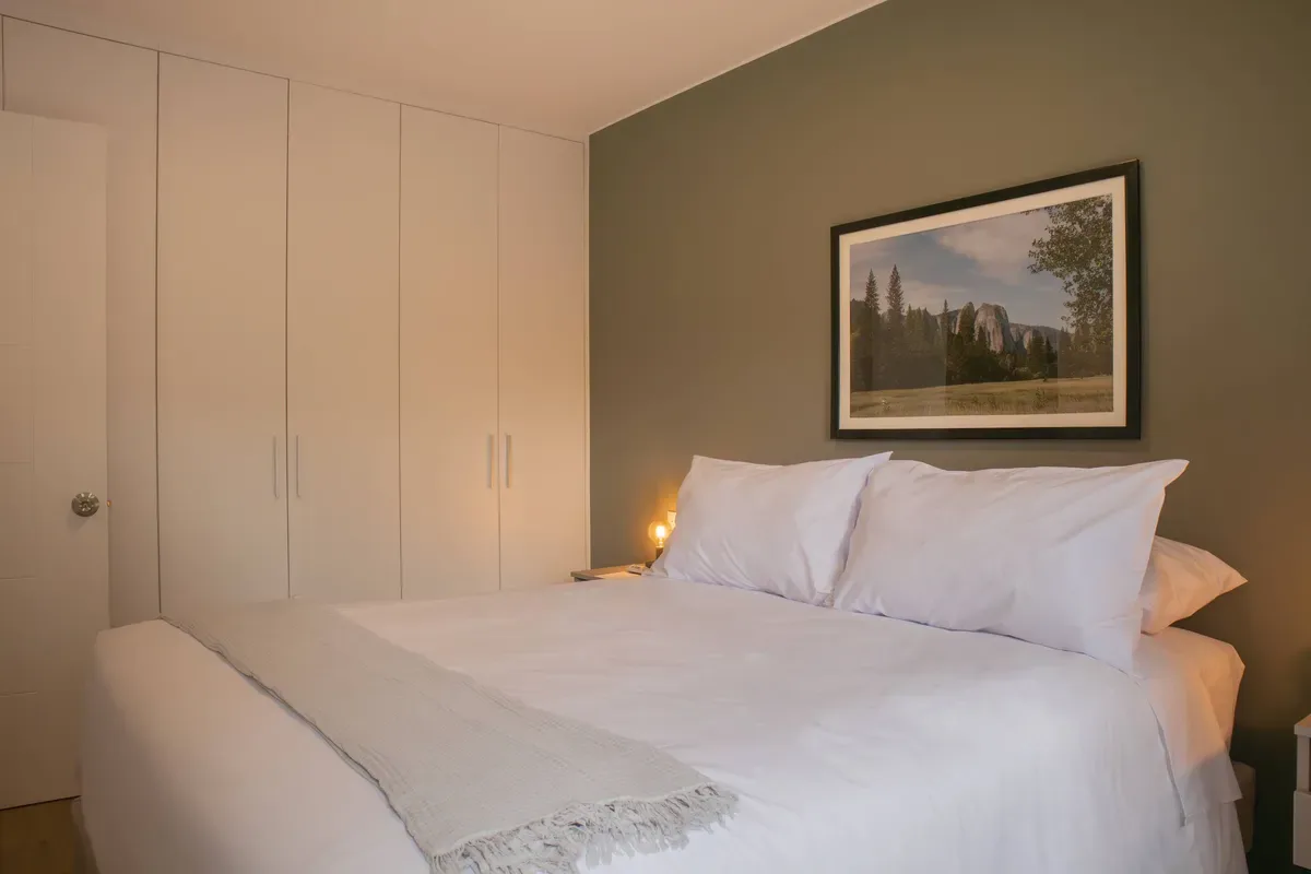 Prime 2BR w/ Balcony in Miraflores