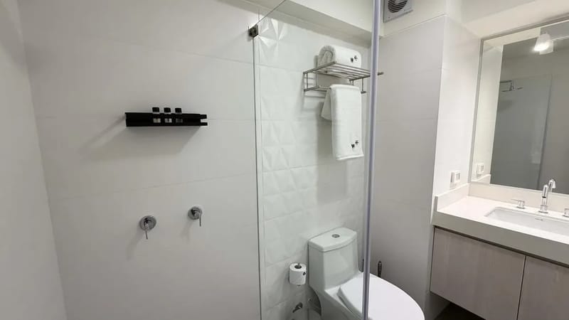 Amazing and Cozy 2BR w/ Balcony in Miraflores