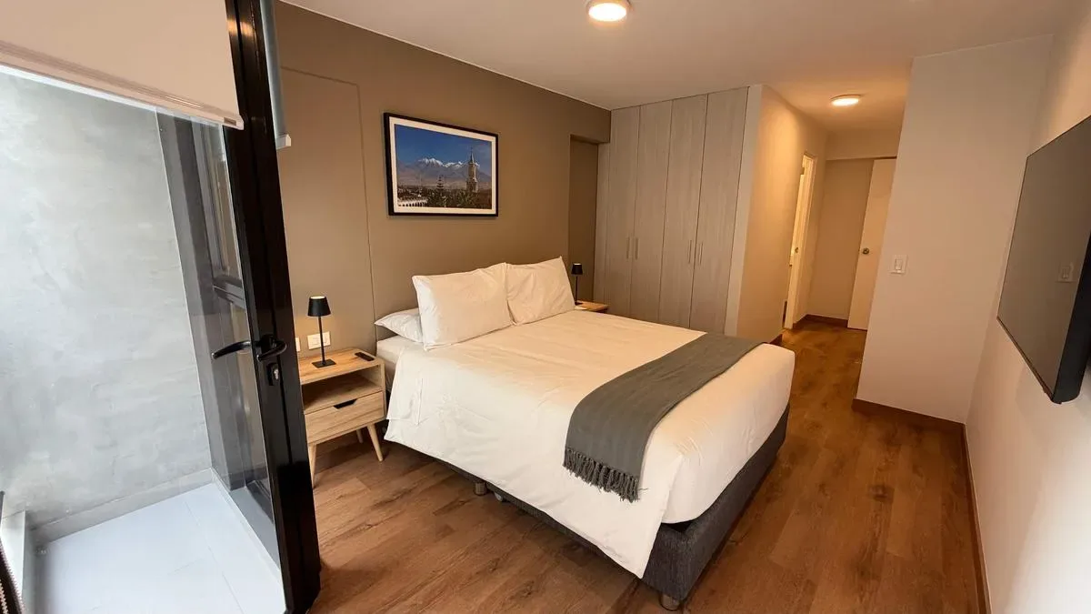Amazing and Cozy 2BR w/ Balcony in Miraflores