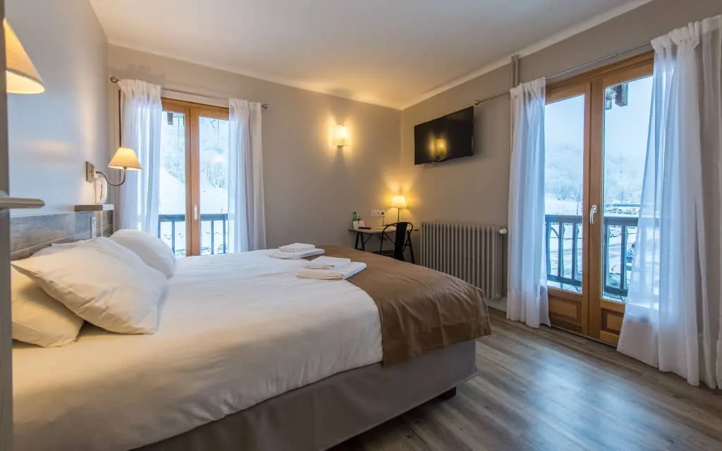 Habitación doble con cama de matrimonio