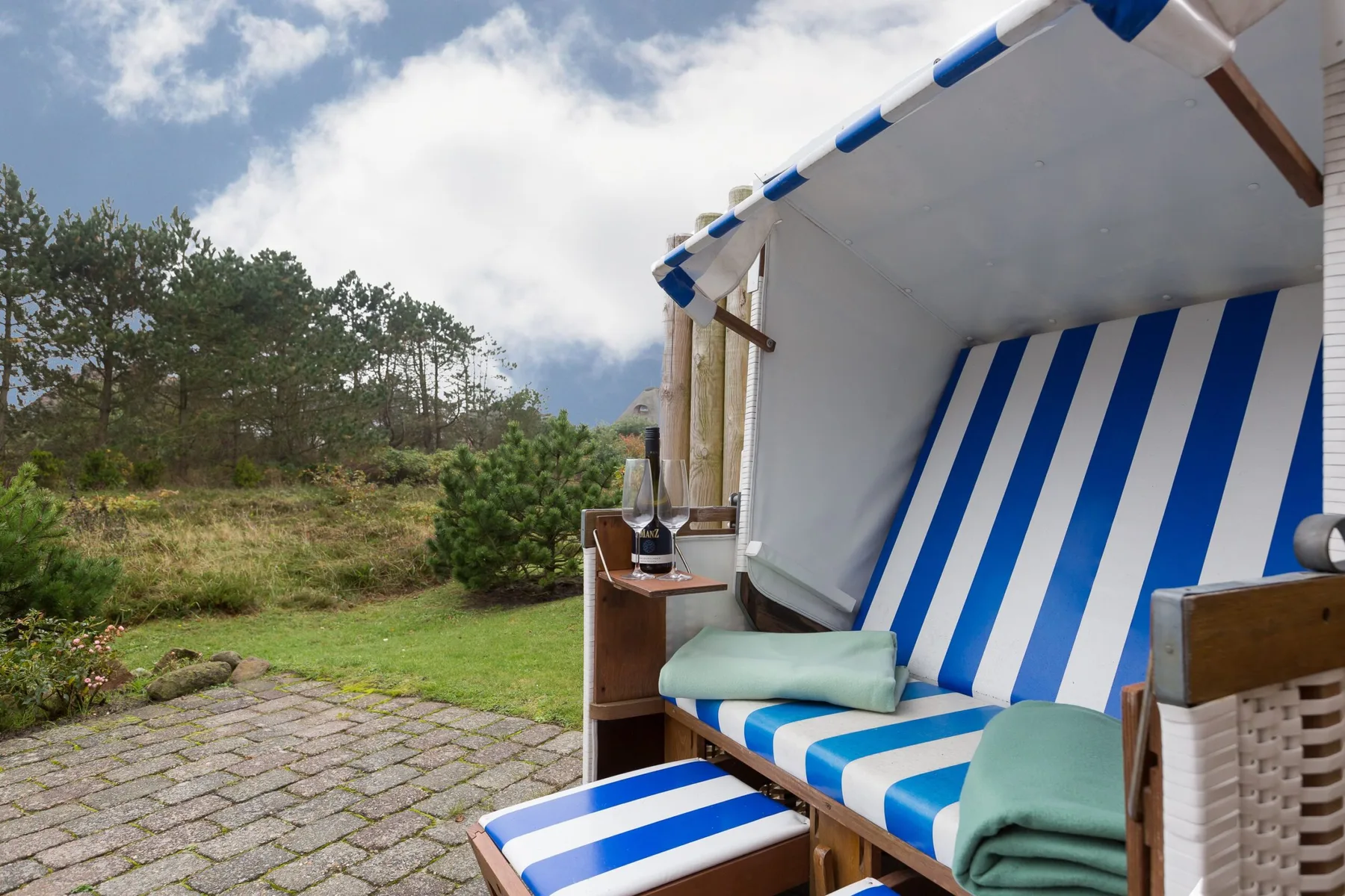 Sylt. Heide. Und Meer.