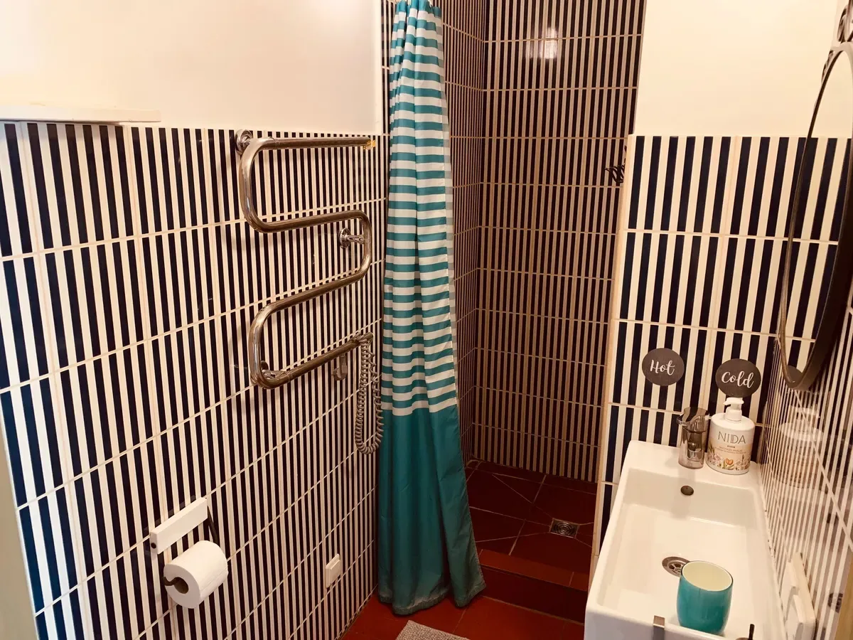 Ducha del apartamento 3