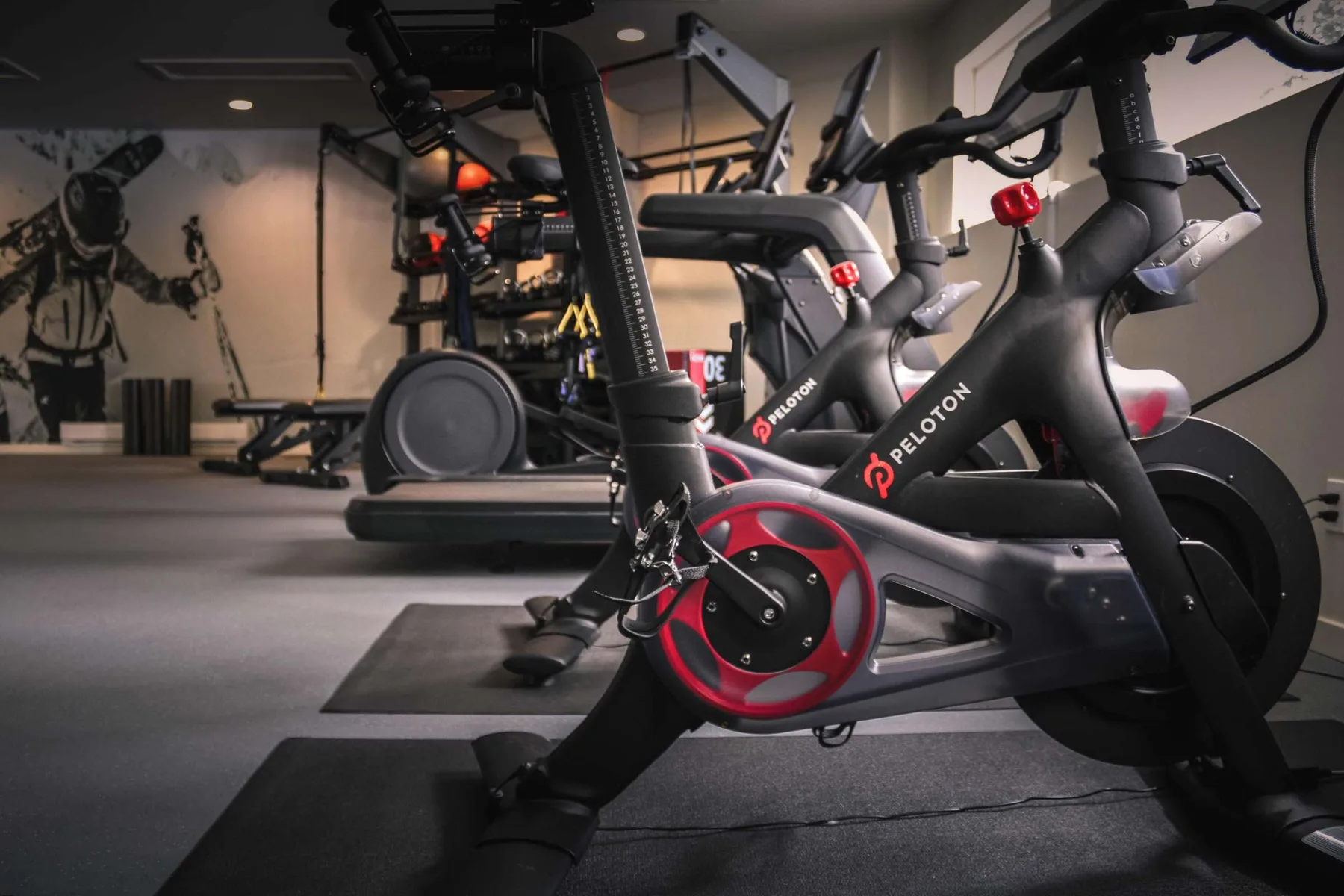 Island Lake Lodge gym